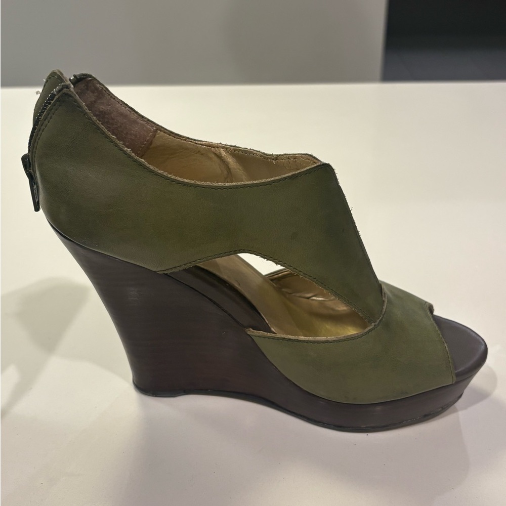 Seychelles Olive Green Wedges